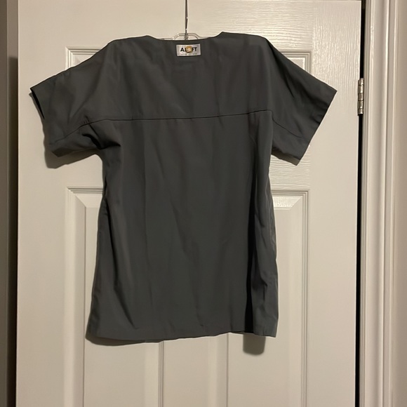 Aloft Scrub Set - Vet Tech Size S - Picture 6 of 7